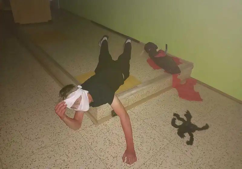 H